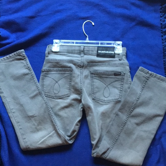 Calvin Klein jeans boy size 12 like new grey washout - Picture 4 of 6